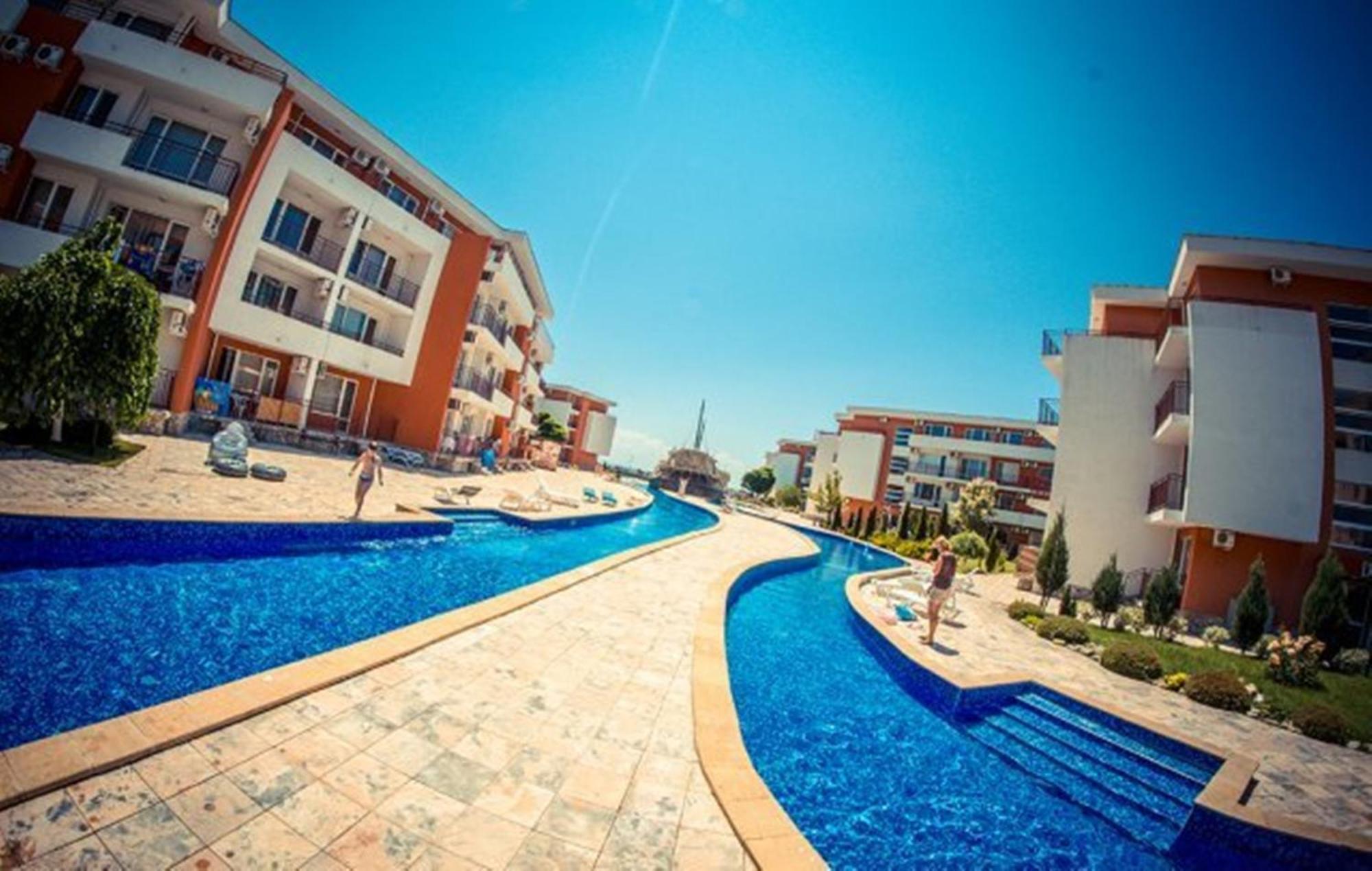 Privilege Fort Beach - Menada Apartments Елените Экстерьер фото