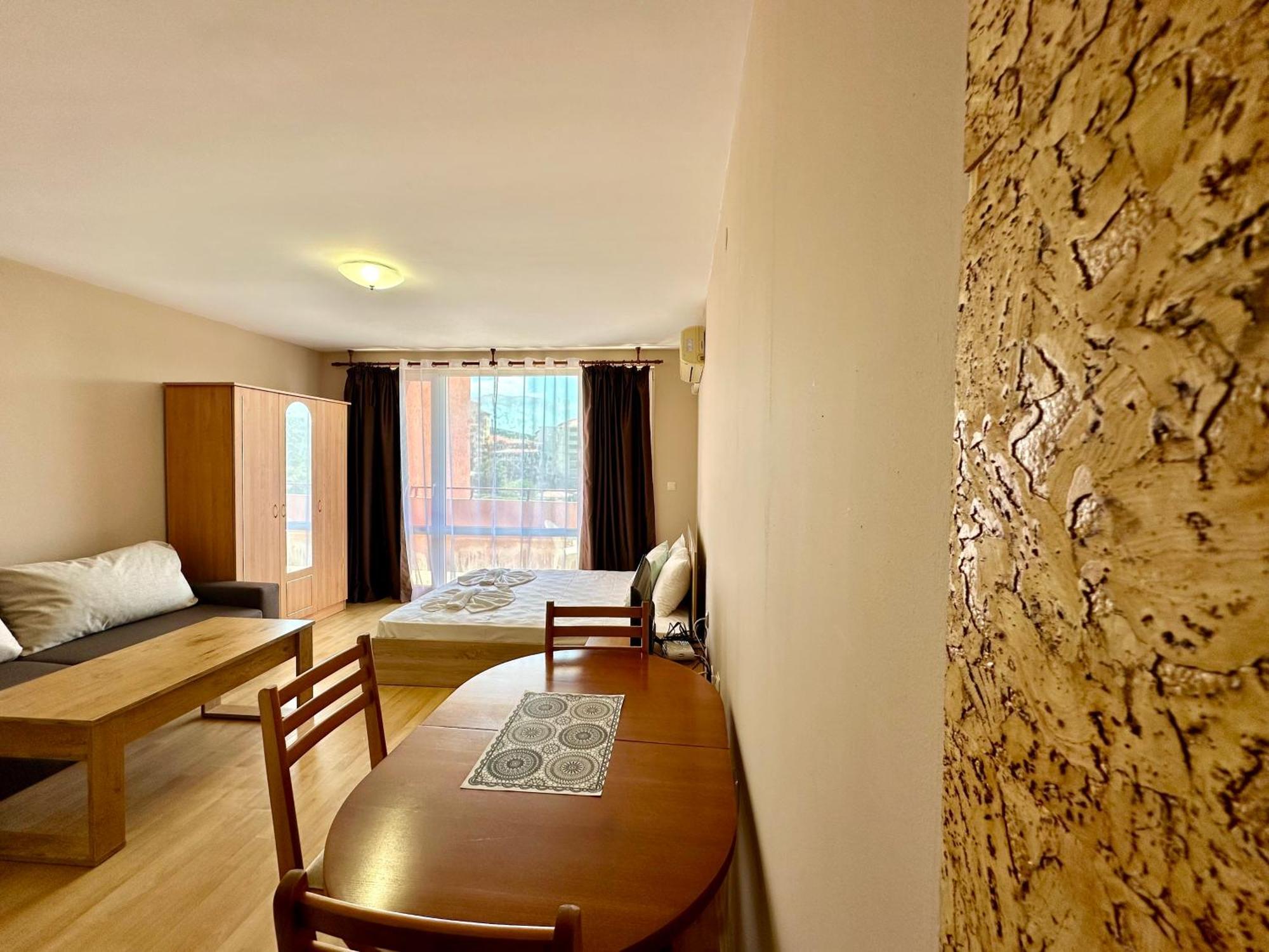 Privilege Fort Beach - Menada Apartments Елените Экстерьер фото