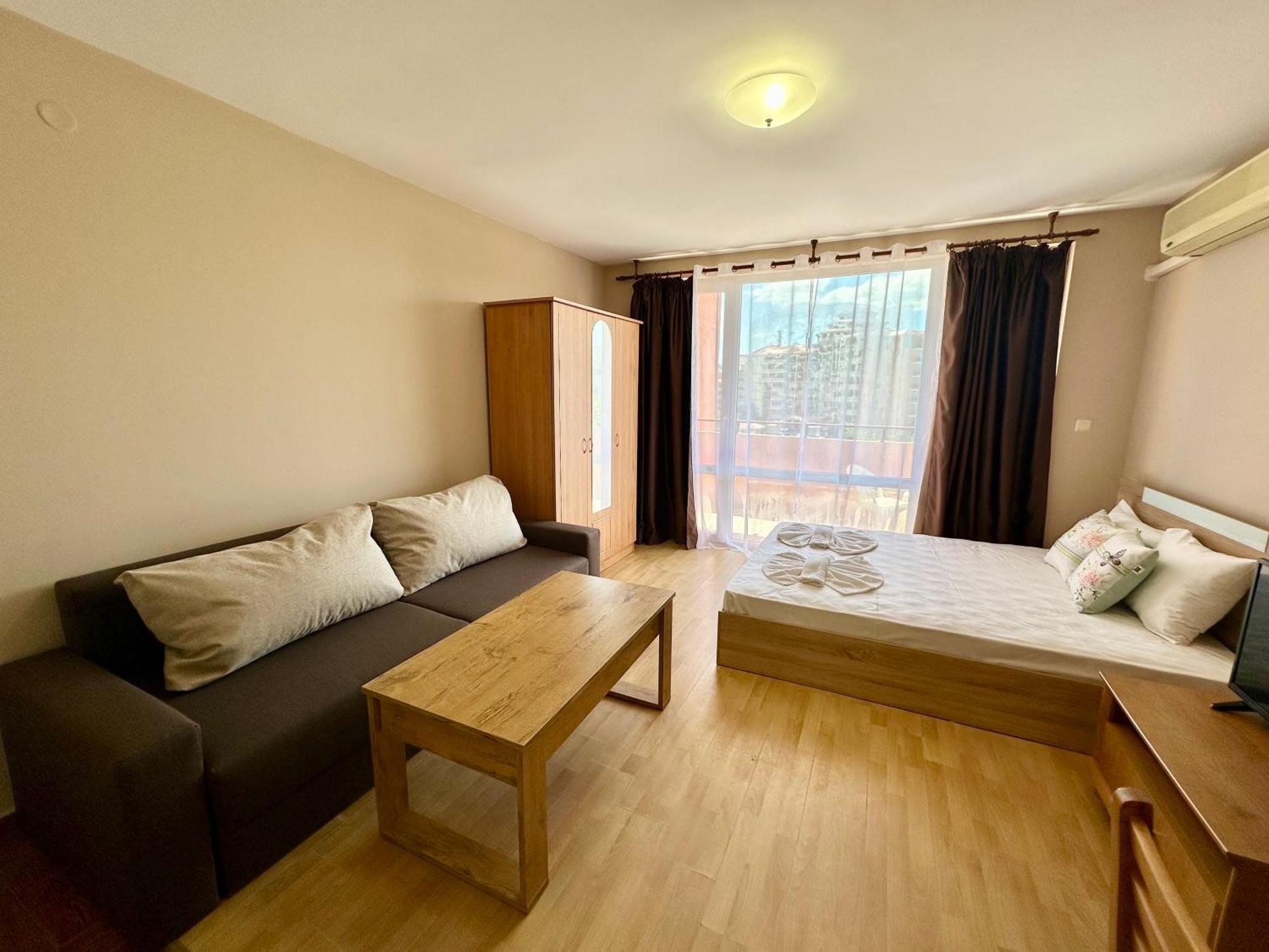 Privilege Fort Beach - Menada Apartments Елените Экстерьер фото