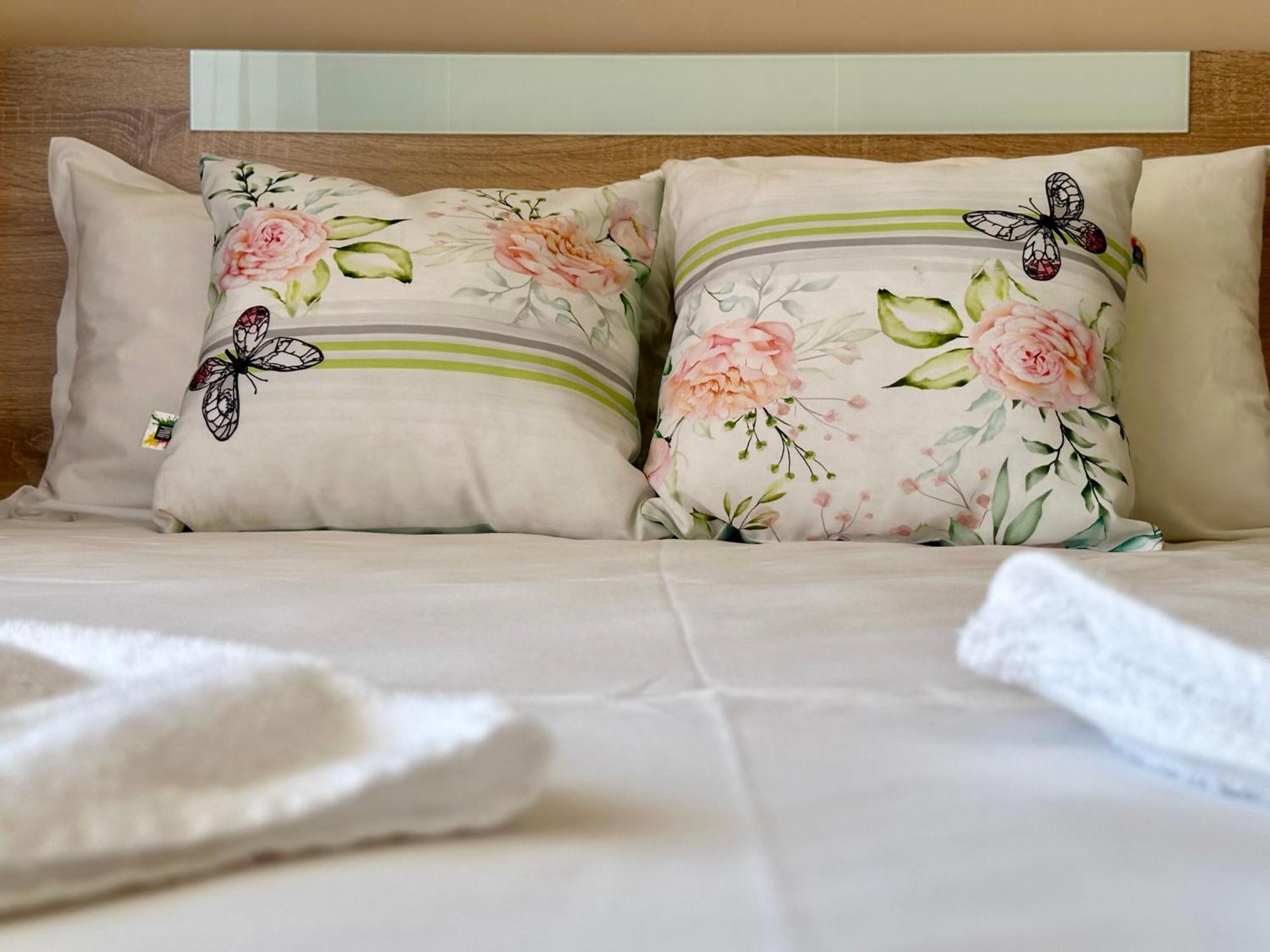 Privilege Fort Beach - Menada Apartments Елените Экстерьер фото