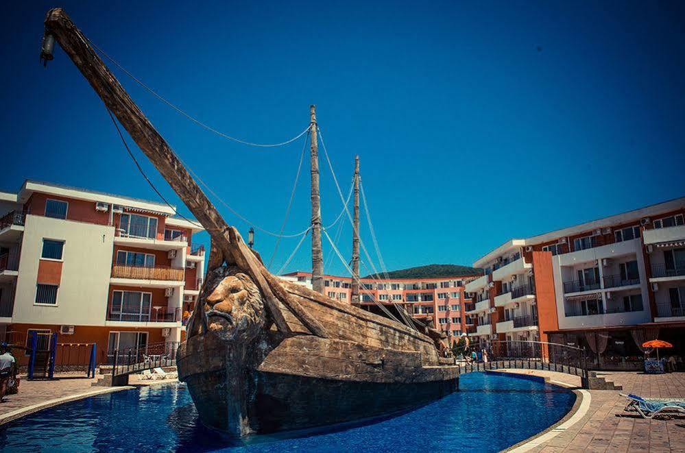 Privilege Fort Beach - Menada Apartments Елените Экстерьер фото